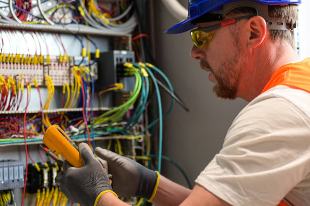 Best Affordable Emergency Electrician  in Mequon, WI